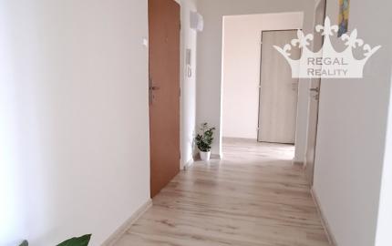 ZNÍŽANÁ CENA  - Krásny slnečný 2izbový byt v širšom centre Prievidze