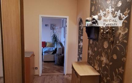 Slnečný 2 a 1/2-izbový byt Topoľčany