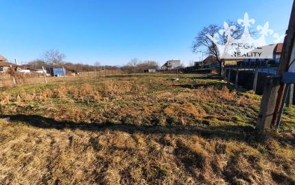 POZEMOK, 1633 m2, Blesovce, okr. Topoľčany