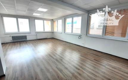 Prenájom: Kancelária + Kuchynka, 58 m2, Centrum, Topoľčany