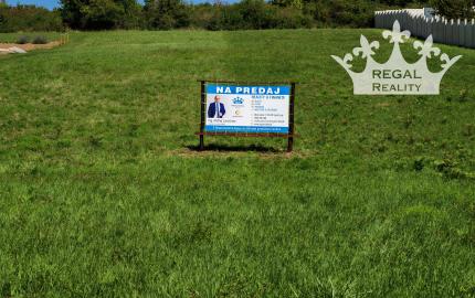 Lukratívny POZEMOK  č. 2 na Rodinný dom,1496 m2 Partizánske