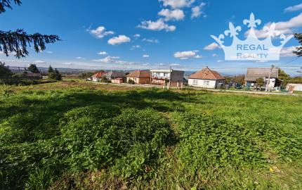 POZEMOK  č. 1, 1047 m2,stavebné povolenie, Súlovce ,okr. TO