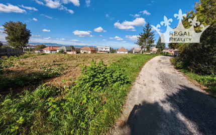 POZEMOK  č. 2, 920 m2, stavebné povolenie, Súlovce ,okr. TO