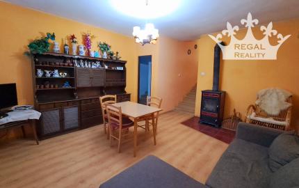 Rodinný dom v radovej zástavbe v Radošine