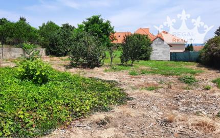 Výhradne: POZEMOK, 1016 m2, KRUŠOVCE, okr. Topoľčany