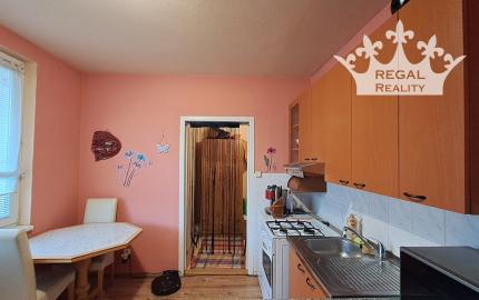 Slnečný 2 a 1/2-izbový byt Topoľčany