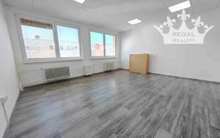 Prenájom: Kancelária/ Služby, 33 m2, Centrum, Topoľčany