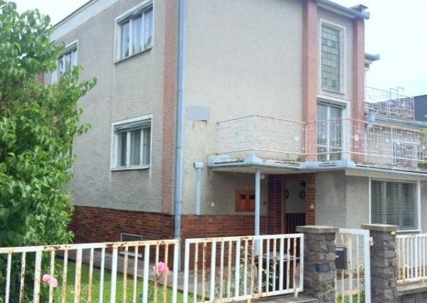 Veľký 6-izb. RODINNÝ DOM, Garáž, časť Mravenisko, Topoľčany