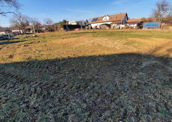 POZEMOK, 1633 m2, Blesovce, okr. Topoľčany