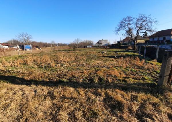 POZEMOK, 1633 m2, Blesovce, okr. Topoľčany