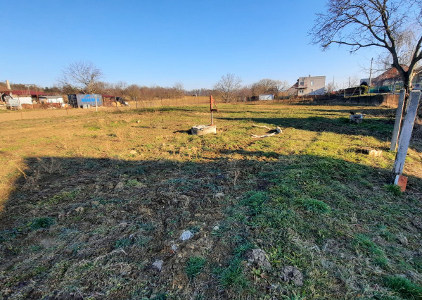 POZEMOK, 1633 m2, Blesovce, okr. Topoľčany