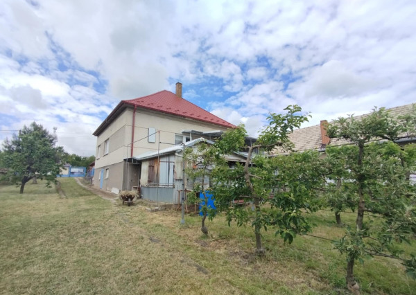 3-izb. Dom, 1189 m2,  Krušovce, okr. Topoľčany