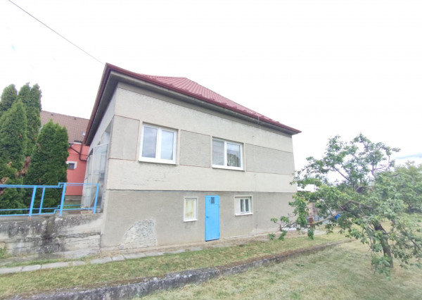 3-izb. Dom, 1189 m2,  Krušovce, okr. Topoľčany