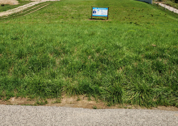 Lukratívny POZEMOK  č. 2 na Rodinný dom,1496 m2 Partizánske