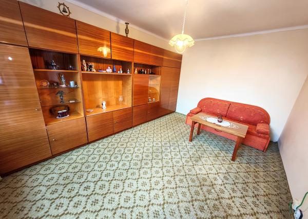 Rezervovaný: 3,5-IZB.  BYT, 70 m2, sídl. Luhy, Partizánske