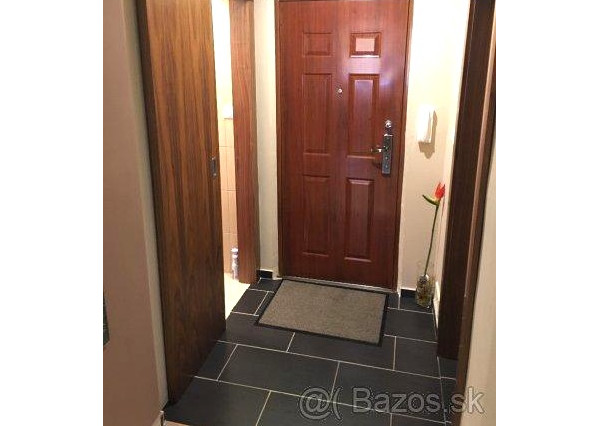 Zrekonštruovaný 3-IZB.  BYT, Balkón, Pivnica, 82 m2