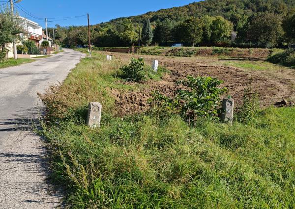 POZEMOK  č. 1, 1047 m2,stavebné povolenie, Súlovce ,okr. TO