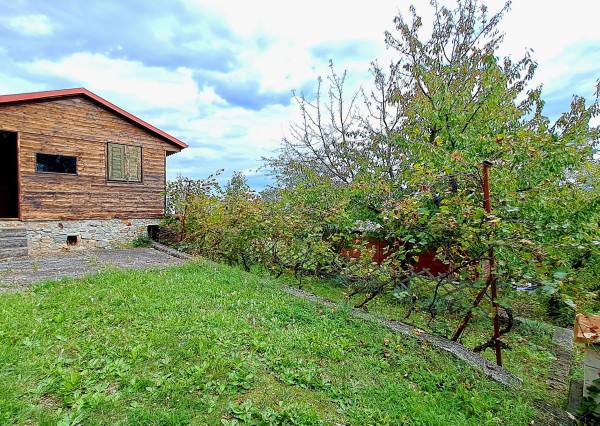 Záhradná chatka s nádherným výhľadom - miesto na relax