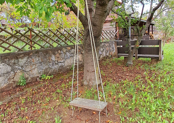 Záhradná chatka s nádherným výhľadom - miesto na relax