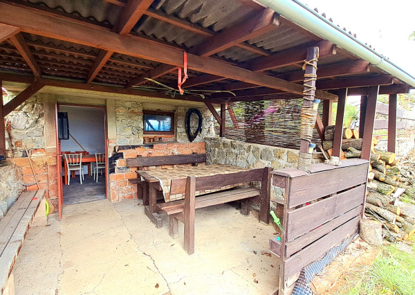 Záhradná chatka s nádherným výhľadom - miesto na relax