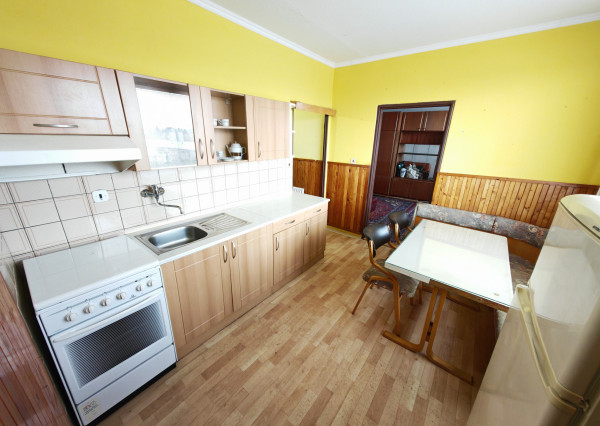 Rezervovaný: 2 izbový BYT, 62 m2, sídl. F, Topoľčany