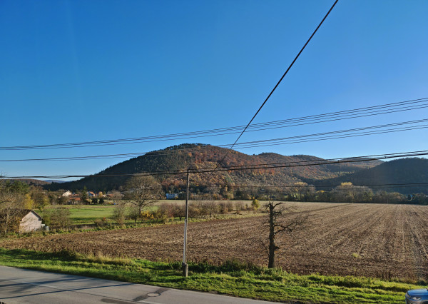 Výhradne: 5-izb. Dom, 1066 m2, Garáž,  Klátova Nová Ves