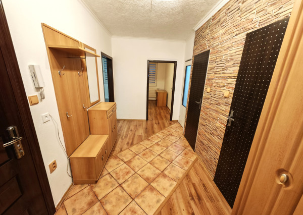 Slnečný 3-IZB.  BYT, Balkón, 62 m2, Mexiko, Topoľčany