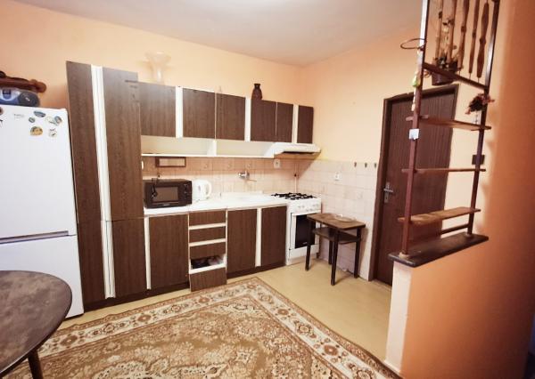 Rodinný dom v radovej zástavbe v Radošine