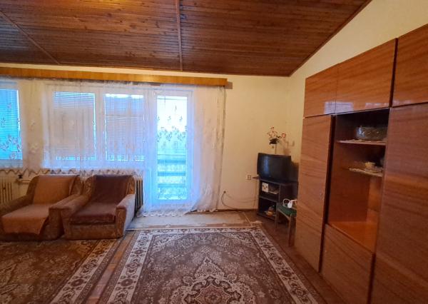 Rodinný dom v radovej zástavbe v Radošine