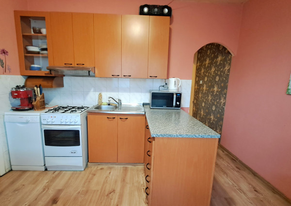 Slnečný 2 a 1/2-izbový byt Topoľčany