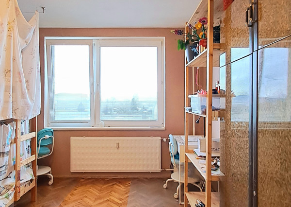 Slnečný 2 a 1/2-izbový byt Topoľčany