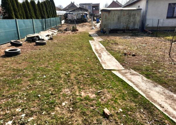POZEMOK na RD, 623 m2, Kuzmice, okr. Topoľčany