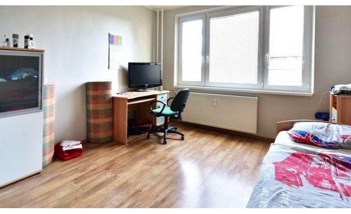 Veľký 3,5-izbový byt, balkón, pivnica, 75 m2, Partizánske - fotografia 3