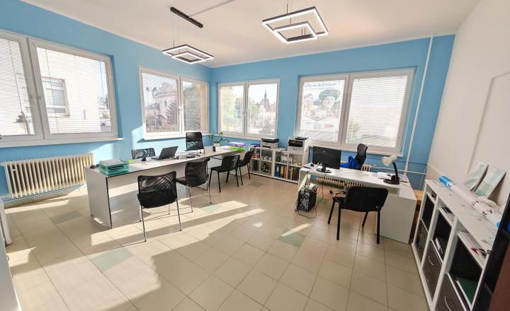 Polyfunkčná budova v centre – investičná príležitosť - fotografia 7